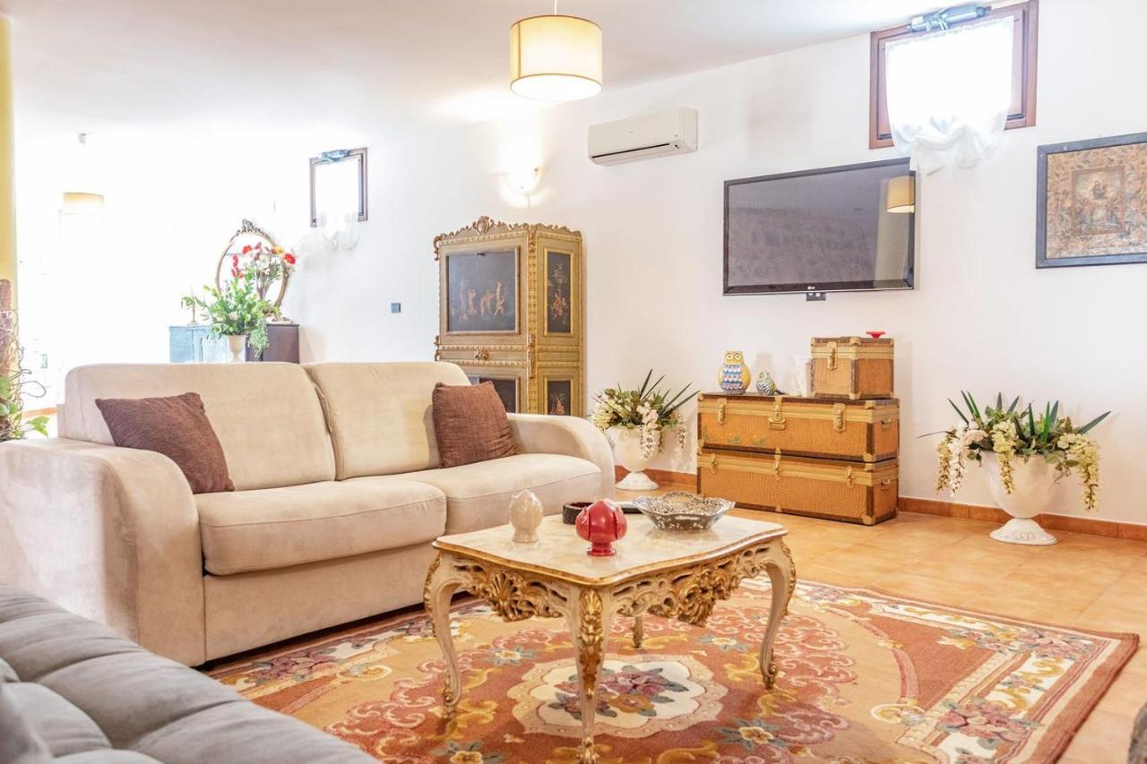 Villa Stracca Con Ampio Spazio Esterno Capilungo Exterior foto